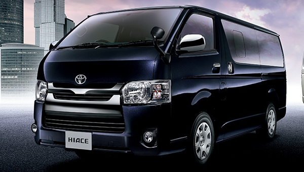 В начале зимы стартует продажа улучшенного микроавтобуса Тойота Hiace В начале зимы стартует продажа улучшенного микроавтобуса Тойота Hiace