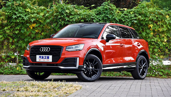 Audi озвучила ценники на удлиненную версию Audi Q2L