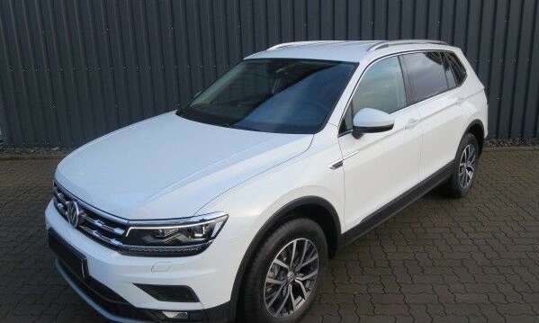 Продал Toyota RAV4, теперь жалею, что поменял его на новый Volkswagen Tiguan
