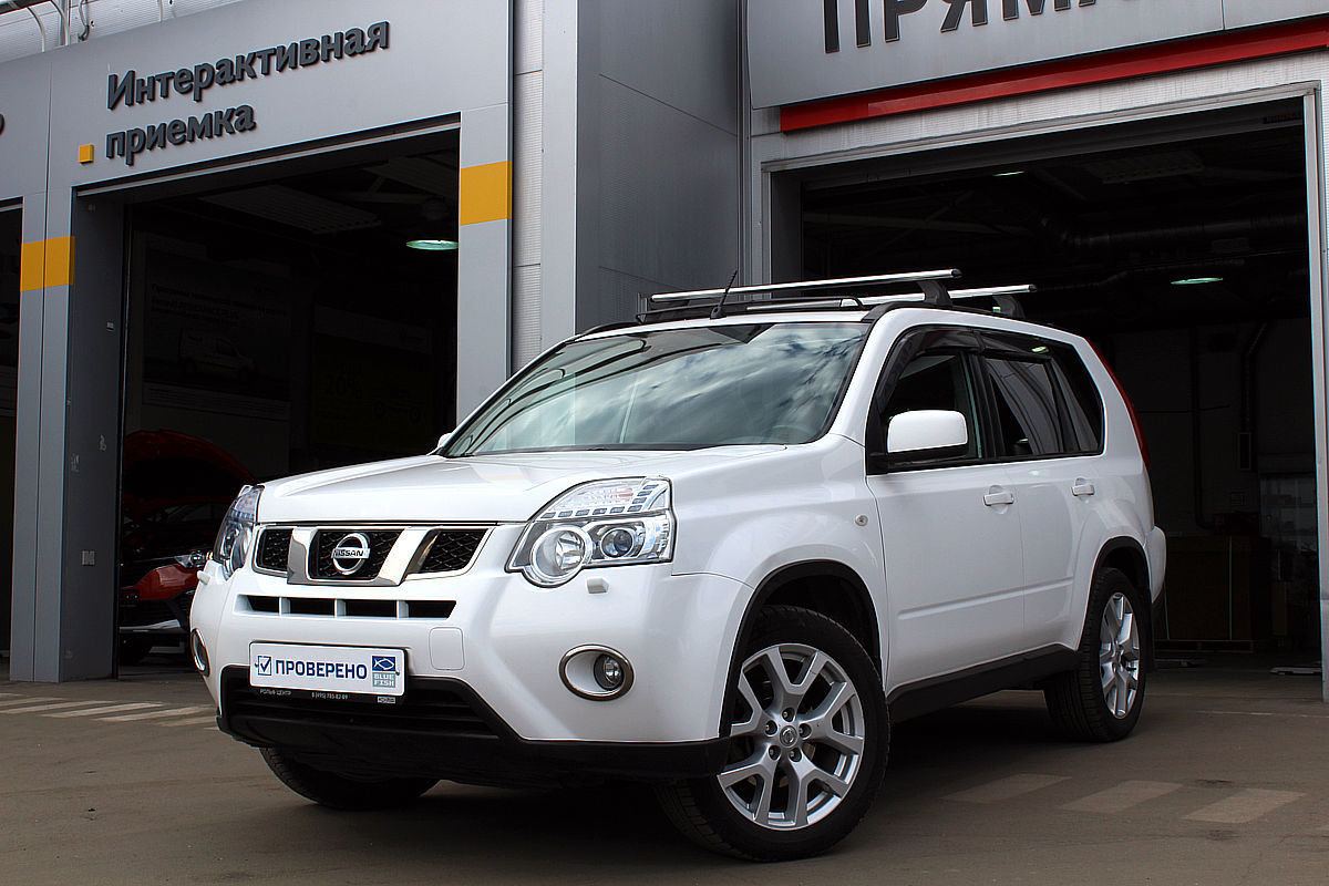 Ниссан экстрейл купить. Nissan x-Trail 2013. Nissan x-Trail 2012. Ниссан х-Трейл 2012 белый. Ниссан x Trail 2013.