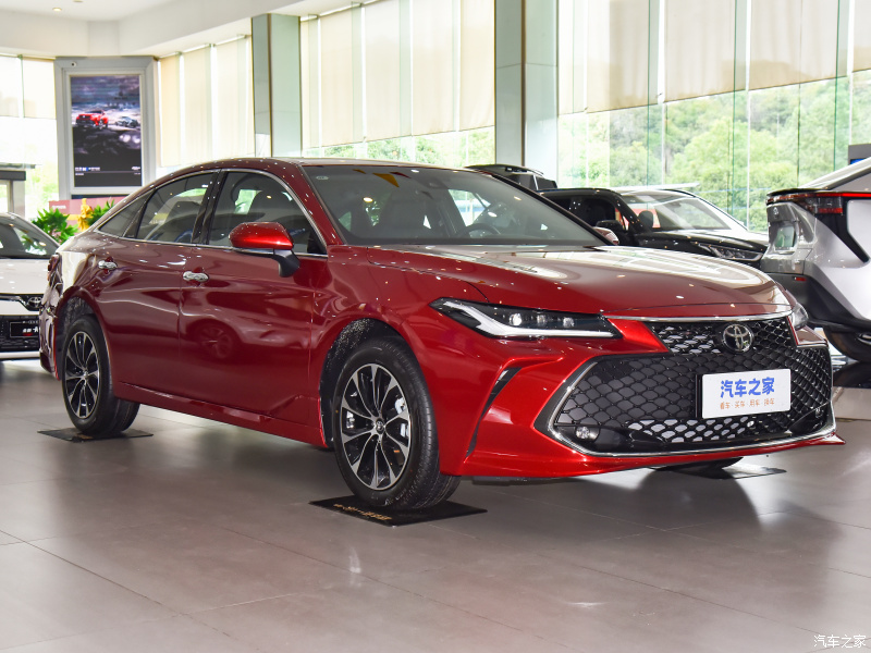 Toyota Avalon 2015 vs Toyota Camry 2015