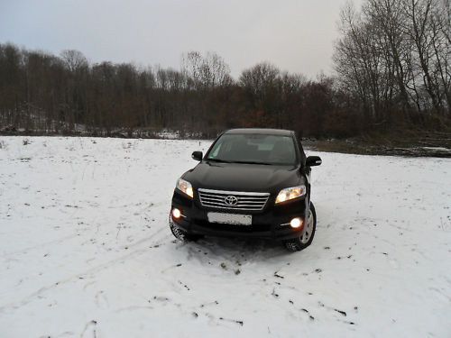 Отзыв владельца автомобиля Toyota RAV4 2010 2,0 мех. Комфорт 2010