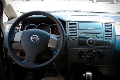    Nissan Tiida 1,6 4. Comfort  2010