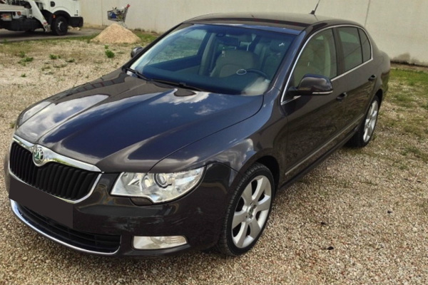    Skoda Superb 2.0 AMT 2012