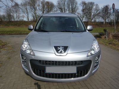 Отзыв владельца автомобиля Peugeot 4007 2,4 CVT Allure 2012