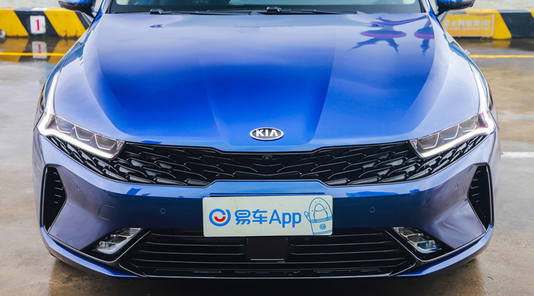 KIA в начале 2021 года перезапускает бренд с новым логотипом