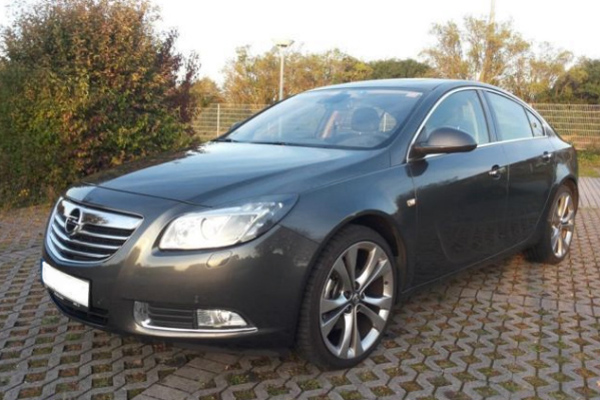 Отзыв владельца автомобиля Opel Insignia 2.0 AT 2013