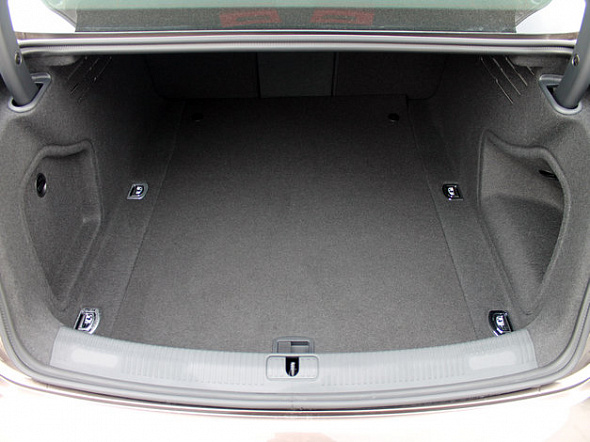 Фото Ауди А4 2015 цена 2180000 руб. Фото Ауди А4 2015 цена 2180000 руб.