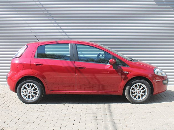 Фото Фиат Гранд Пунто 2011 цена 410000 руб.