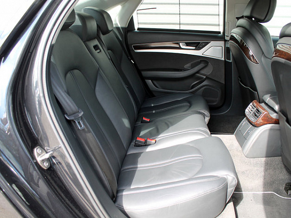 Фото Ауди А8 2010 цена 1550000 руб. Фото Ауди А8 2010 цена 1550000 руб.