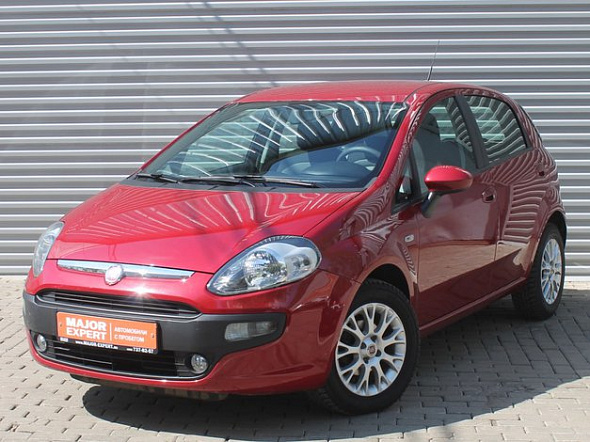 Фото Фиат Гранд Пунто 2011 цена 410000 руб. Фото Фиат Гранд Пунто 2011 цена 410000 руб.