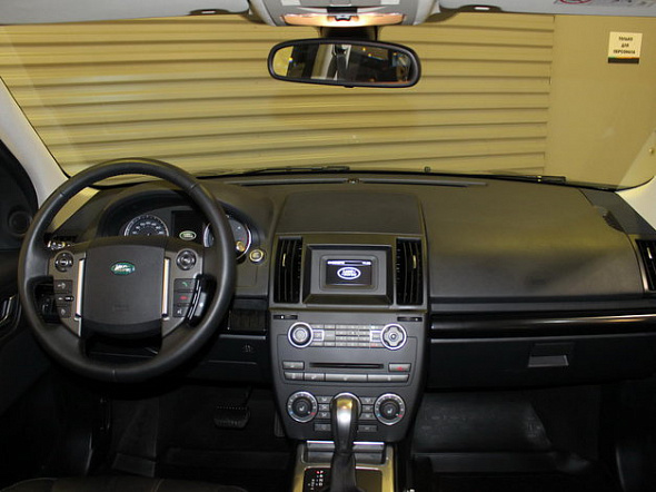 Фото Ленд Ровер Фрилендер 2014 цена 1820000 руб.