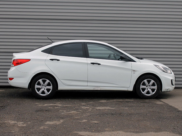 Фото Хендай ( Хундай ) Солярис 2012 цена 519000 руб.