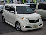 Toyota bB 2010
