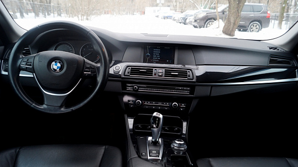 Фото БМВ 5 серии 2011 цена 1200000 руб.