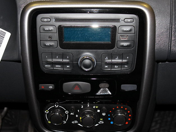 Фото Рено Дастер 2013 цена 720000 руб. Фото Рено Дастер 2013 цена 720000 руб.