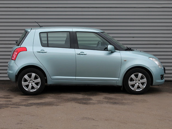 Фото Сузуки Свифт 2007 цена 299000 руб.