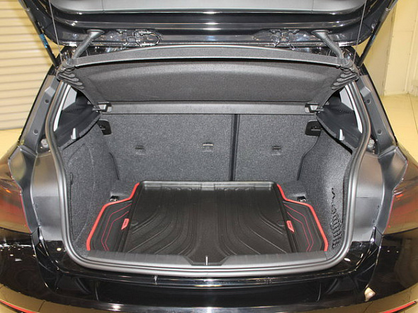 Фото БМВ 1 серии 2015 цена 1480000 руб.