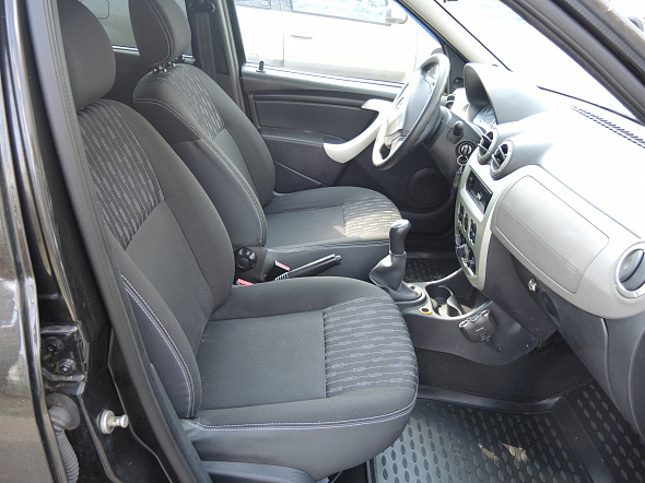 Фото Рено Логан 2011 цена 299000 руб.