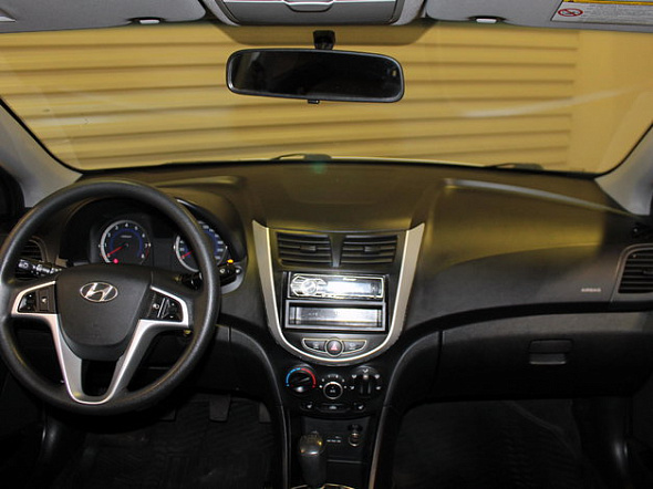 Фото Хендай ( Хундай ) Солярис 2013 цена 490000 руб.