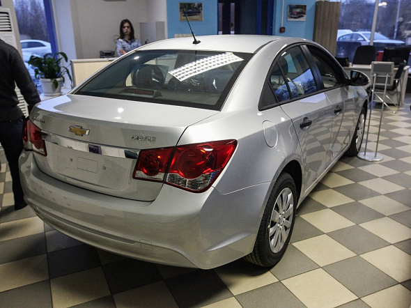 авто 1. район авторынок белгород. 6 механика. Chevrolet cruze 2014 1. 6 механика.