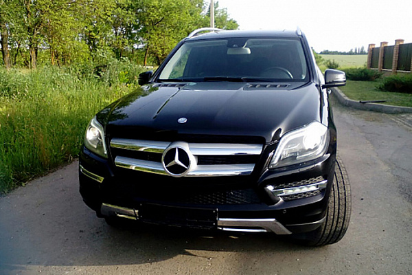 Взял Mercedes-Benz GL с пробегом за 890 тысяч рублей после Prado 120 - уже год без проблем!