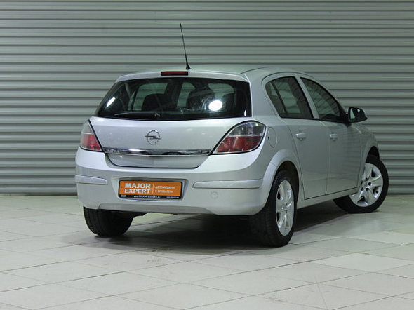 Фото Опель Астра 2011 цена 449000 руб.