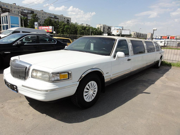 Фото Линкольн Town Car 1997 цена 549000 руб.