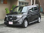 Toyota bB 2010
