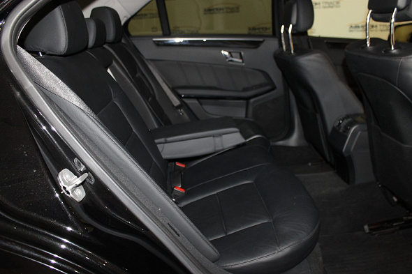 Фото Мерседес Е класс 2010 цена 1145000 руб. Фото Мерседес Е класс 2010 цена 1145000 руб.