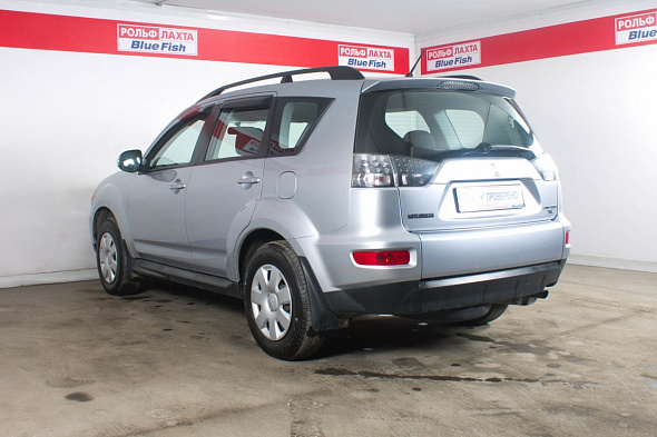 Фото Мицубиси Аутлендер 2011 цена 849000 руб. Фото Мицубиси Аутлендер 2011 цена 849000 руб.