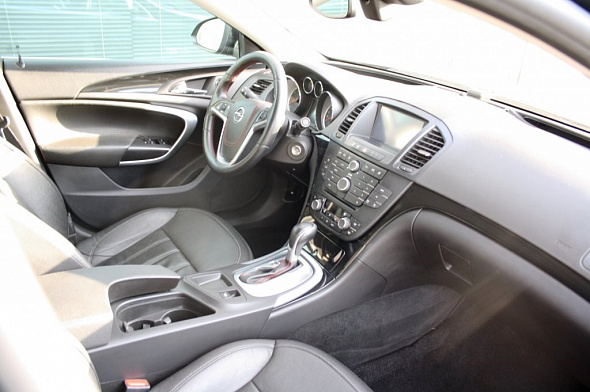 Фото Опель Инсигния 2012 цена 865000 руб. Фото Опель Инсигния 2012 цена 865000 руб.