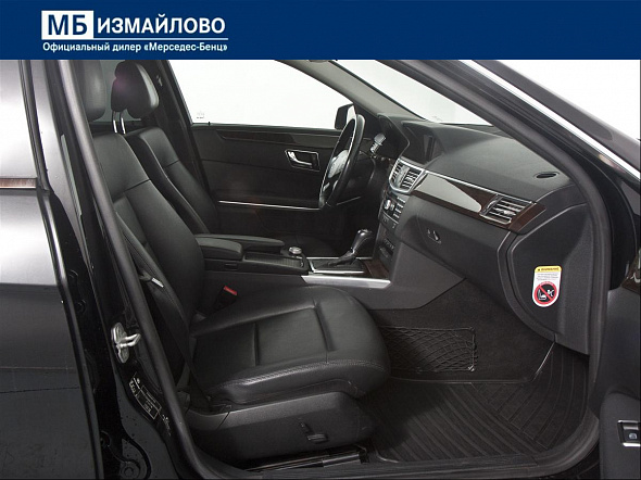 Фото Мерседес Е класс 2010 цена 949000 руб. Фото Мерседес Е класс 2010 цена 949000 руб.