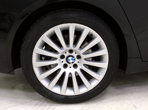 Фото БМВ 7 серии 2012 цена 2156000 руб.