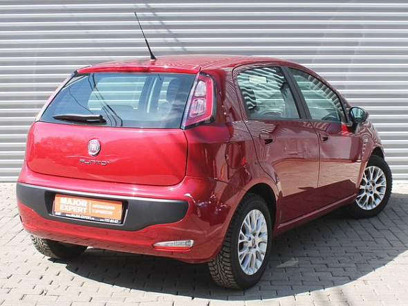 Фото Фиат Гранд Пунто 2011 цена 410000 руб.