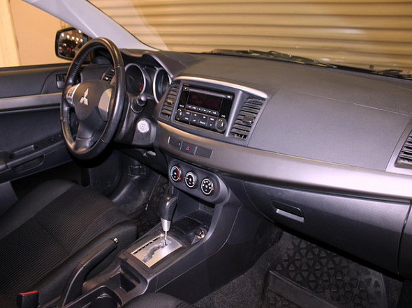 Фото Мицубиси Лансер 2014 цена 750000 руб. Фото Мицубиси Лансер 2014 цена 750000 руб.