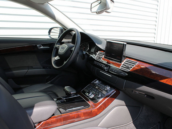 Фото Ауди А8 2013 цена 2390000 руб. Фото Ауди А8 2013 цена 2390000 руб.