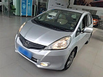 Honda FIT 1,3 м?