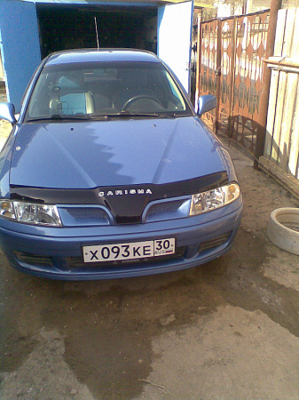 Фото Мицубиси Харизма 2001 цена 175000 руб.